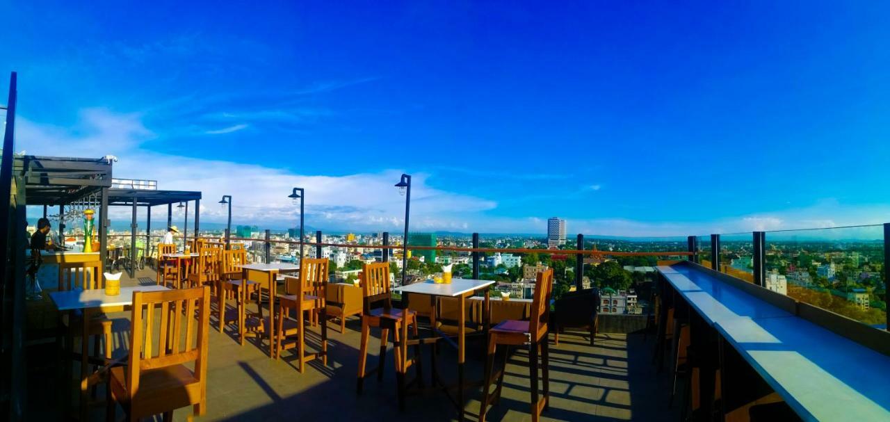The Hotel Nova Мандалай Экстерьер фото